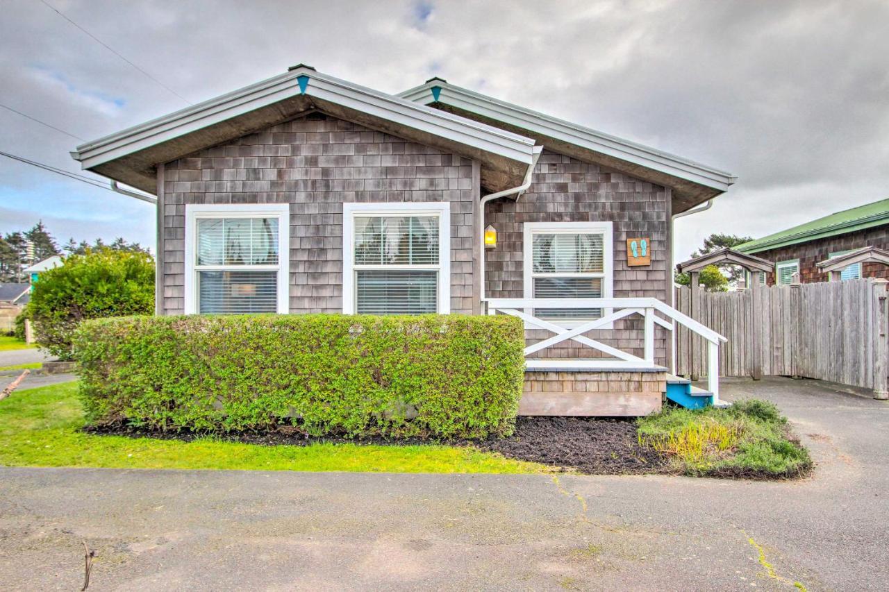 Airy Coastal Escape With Deck - Steps To Beach! باسيفيك بيتش المظهر الخارجي الصورة