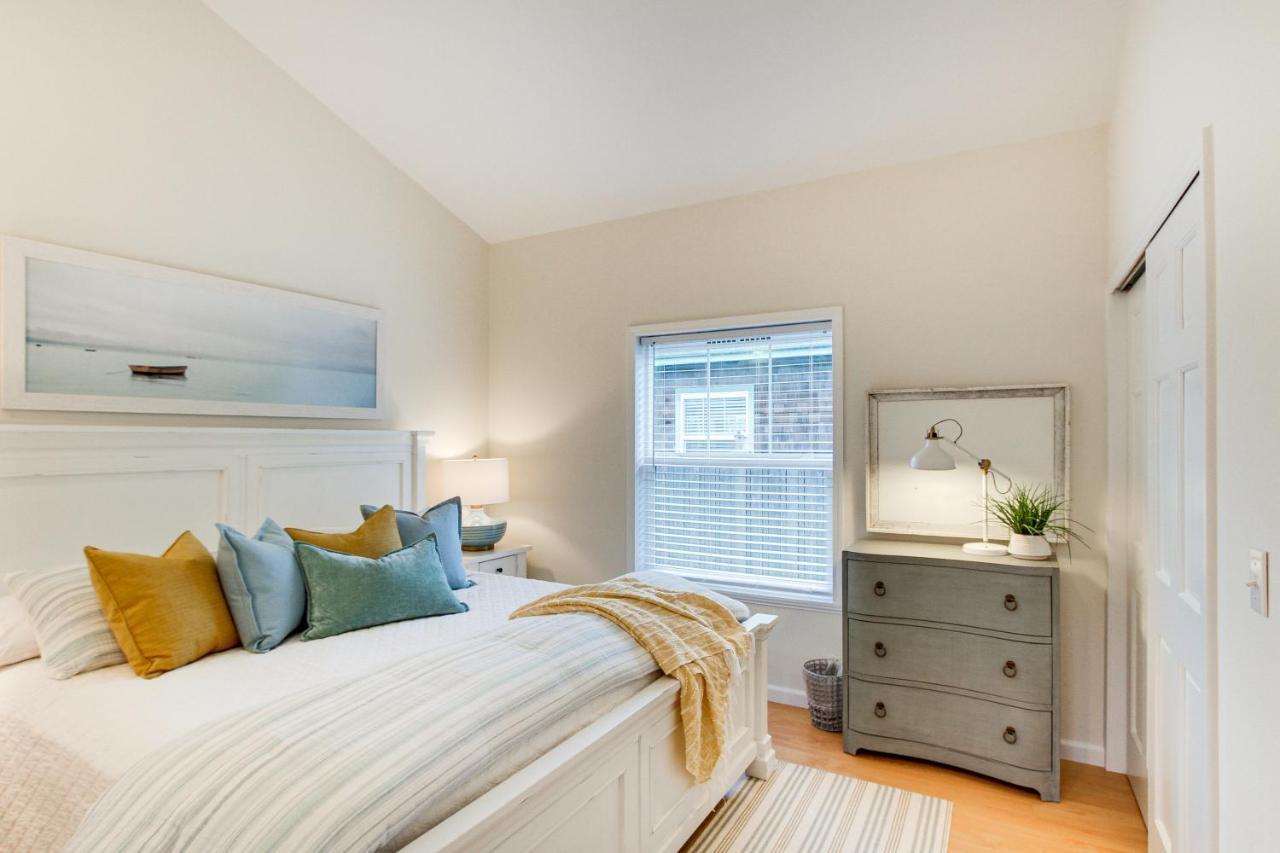 Airy Coastal Escape With Deck - Steps To Beach! باسيفيك بيتش المظهر الخارجي الصورة
